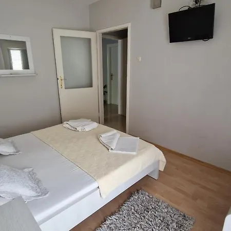 Mirjana * מאקרסקה