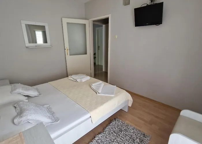 Mirjana * מאקרסקה